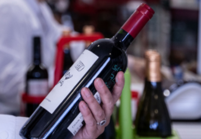 Laboratoire œnologique,Analyses œnologiques,Conseils œnologiques,Accréditation COFRAC,aude,œnologie,Analysez votre vin,Bio,laboratoires analyses du vin,ingénierie œnologique,conception de chai,Marketing des vins,controle brettanomyces,Agronomie,viticulture,Viticulture raisonnée,systèmes de certification,Analyse et conseil œnologique,Assurance qualité des outils de production,sécurité alimentaire,Analyse fine,vigne,vin,professionnels,viticulteur,vigneron,onologue,languedoc roussillons,vins sud de france,vignobles du languedoc,laboratoires dubernet